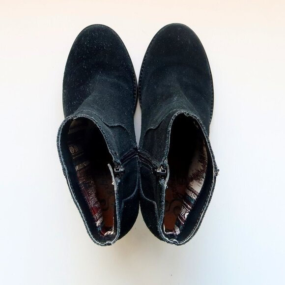 Seychelles Black Suede Leather Round Toe Block Heel Ankle Boots / Booties 7.5 - Picture 4 of 16